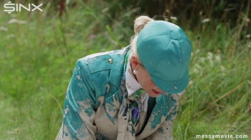 Rich Bimbos Gets Messy With Driver Screencap 43 on sinx.preview.netperv.com