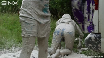 Rich Bimbos Gets Messy With Driver Screencap 62 on sinx.preview.netperv.com