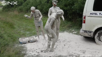 Rich Bimbos Gets Messy With Driver Screencap 77 on sinx.preview.netperv.com