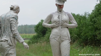 Rich Bimbos Gets Messy With Driver Screencap 81 on sinx.preview.netperv.com