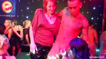 Pussy Casino Part 4 - Cam 1 Screencap 46 on sinx.preview.netperv.com