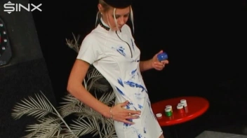 Wet And Messy Paint Play With Sexy Blonde Screencap 6 on sinx.preview.netperv.com