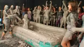 Going For Gold In The Mud Screencap 102 on sinx.preview.netperv.com