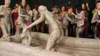 Going For Gold In The Mud Screencap 27 on sinx.preview.netperv.com