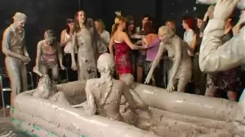 Going For Gold In The Mud Screencap 34 on sinx.preview.netperv.com