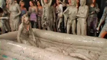 Going For Gold In The Mud Screencap 74 on sinx.preview.netperv.com