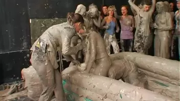 Going For Gold In The Mud Screencap 76 on sinx.preview.netperv.com