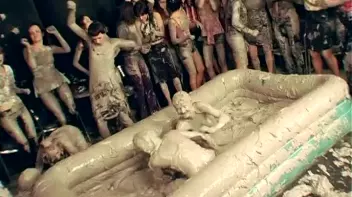 Going For Gold In The Mud Screencap 82 on sinx.preview.netperv.com