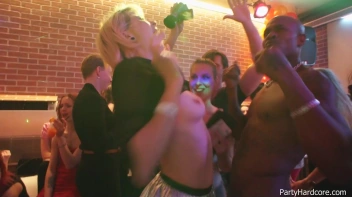 Party Hardcore Gone Crazy Vol. 39 Single Cut: Part 3 - Cam 3 Screencap 90 on sinx.preview.netperv.com