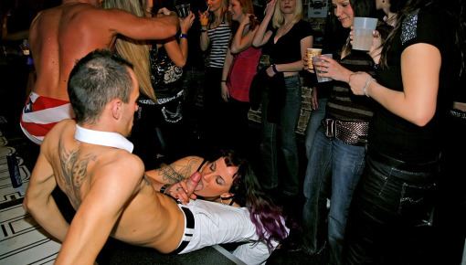 Latest deal - Party Hardcore Vol. 49 Part 1 - Cam 3