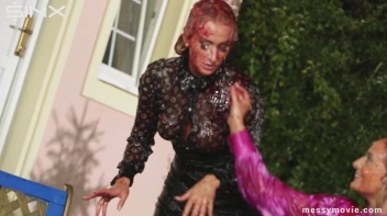 Outdoor Lesbian Food Fight Gets Real Messy Screencap 84 on sinx.preview.netperv.com