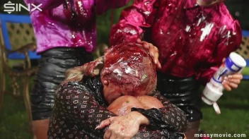 Outdoor Lesbian Food Fight Gets Real Messy Screencap 74 on sinx.preview.netperv.com