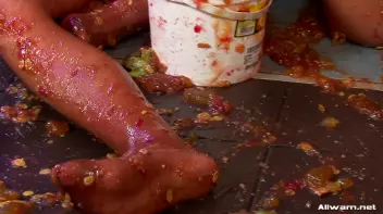 Raunchy Food Fight Screencap 87 on sinx.preview.netperv.com