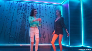 What a Glorious Feelin' Dancing In The Rain Screencap 44 on sinx.preview.netperv.com