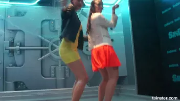 Sexy ladies getting wetter and wetter Screencap 35 on sinx.preview.netperv.com