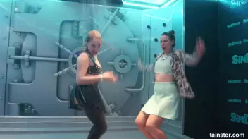 Sexy ladies getting wetter and wetter Screencap 61 on sinx.preview.netperv.com