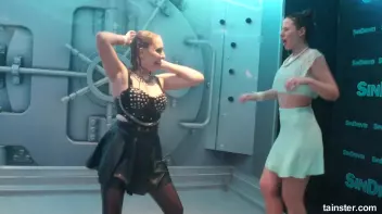 Sexy ladies getting wetter and wetter Screencap 65 on sinx.preview.netperv.com