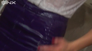 Lathering Her Lustrous Locks Screencap 14 on sinx.preview.netperv.com