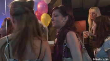 Welcome To The Mad House Part 1  - Cam 4 Screencap 6 on sinx.preview.netperv.com