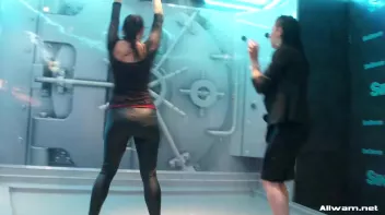 Wet Dancing For The Fans Screencap 15 on sinx.preview.netperv.com