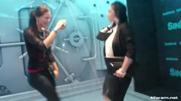 Wet Dancing For The Fans Screencap 3 on sinx.preview.netperv.com