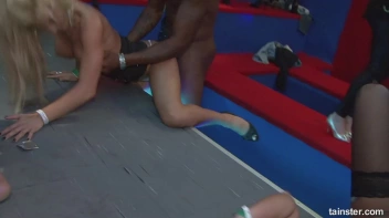 Extreme Speed Dating Part 2 - Cam 2 Screencap 91 on sinx.preview.netperv.com