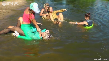 Hot girls wrestle in mud Screencap 21 on sinx.preview.netperv.com