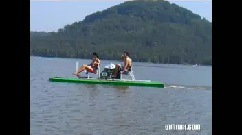 The Bi Love Boat Screencap 3 on sinx.preview.netperv.com