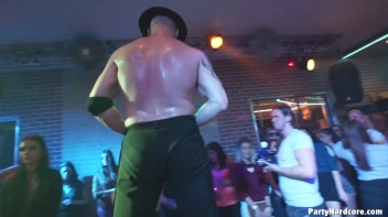 Party Hardcore Gone Crazy Vol. 34 Part 5 - Cam 3 Screencap 73 on sinx.preview.netperv.com