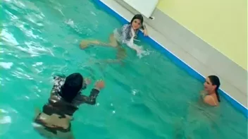 Chicks Love Fully Clothed Swimming Screencap 79 on sinx.preview.netperv.com