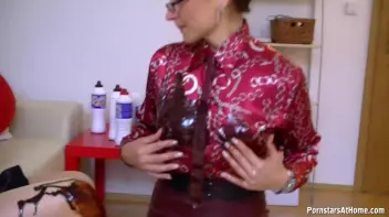 Dirty Dessert Babes Screencap 14 on sinx.preview.netperv.com