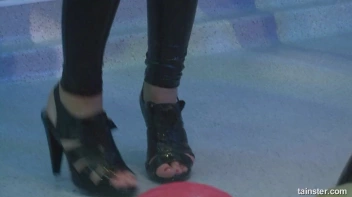 Welcome To The Mad House Part 3 - Cam 4 Screencap 6 on sinx.preview.netperv.com