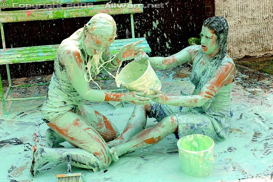 Sloppy Goo Catfight on sinx.preview.netperv.com