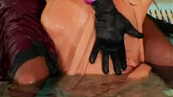 Sapphic Splash Screencap 107 on sinx.preview.netperv.com