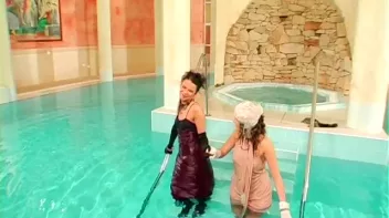 Sapphic Splash Screencap 118 on sinx.preview.netperv.com