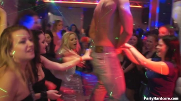 Party Hardcore Gone Crazy Vol. 1 Part 2 - Cam 2 Screencap 18 on sinx.preview.netperv.com