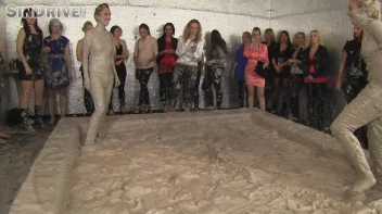 Muddy Wrestling: Jenny Lee vs. Liana Screencap 86 on sinx.preview.netperv.com