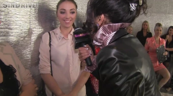 Muddy Wrestling: Jenny Lee vs. Liana Screencap 79 on sinx.preview.netperv.com