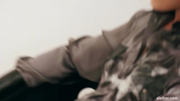 Messy Fun In The Hair Salon - Cam 2 Screencap 14 on sinx.preview.netperv.com