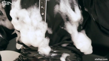 Messy Fun In The Hair Salon - Cam 2 Screencap 75 on sinx.preview.netperv.com