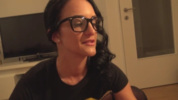 Batgirl im Einsatz Screencap 4 on sinx.preview.netperv.com