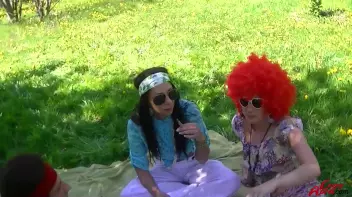 Hippy Chicks Crave That Dick! Screencap 11 on sinx.preview.netperv.com