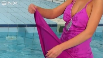 Catfighting Girls Get Soaked In The Pool Screencap 26 on sinx.preview.netperv.com