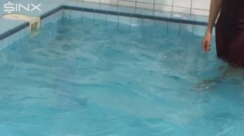 Catfighting Girls Get Soaked In The Pool Screencap 34 on sinx.preview.netperv.com