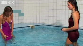 Catfighting Girls Get Soaked In The Pool Screencap 35 on sinx.preview.netperv.com