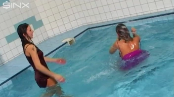 Catfighting Girls Get Soaked In The Pool Screencap 44 on sinx.preview.netperv.com
