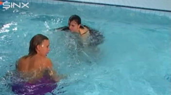 Catfighting Girls Get Soaked In The Pool Screencap 49 on sinx.preview.netperv.com