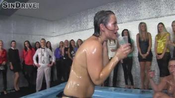 Oily Wrestling: Tatiana Milovani vs. Angelina Screencap 96 on sinx.preview.netperv.com