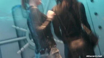 Funkin' It Up Wetlook Style! Screencap 51 on sinx.preview.netperv.com