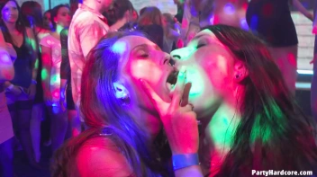 Party Hardcore Gone Crazy Vol. 13 Part 6 - Cam 4 Screencap 76 on sinx.preview.netperv.com